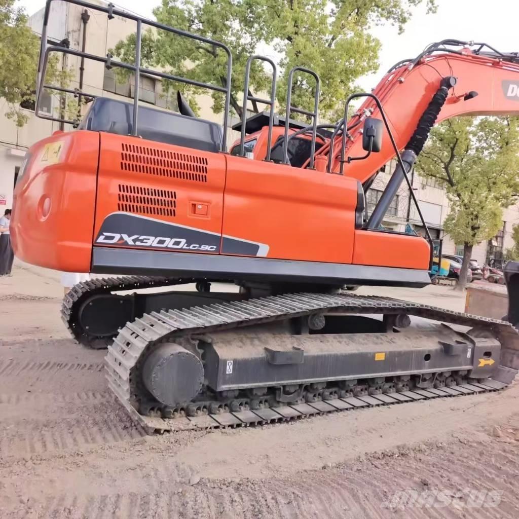 Doosan DX 300 LC Escavadeiras de esteiras