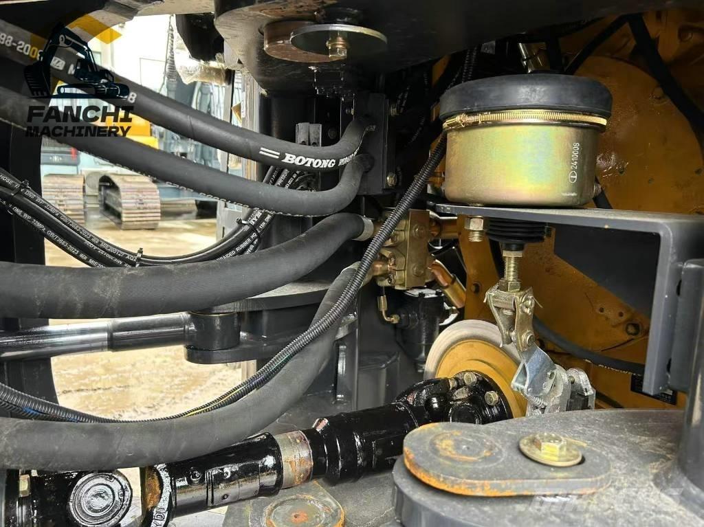 SDLG 956F Carregadeiras de rodas