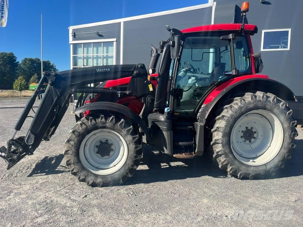 Valtra N 104 HiTech Tratores Agrícolas usados