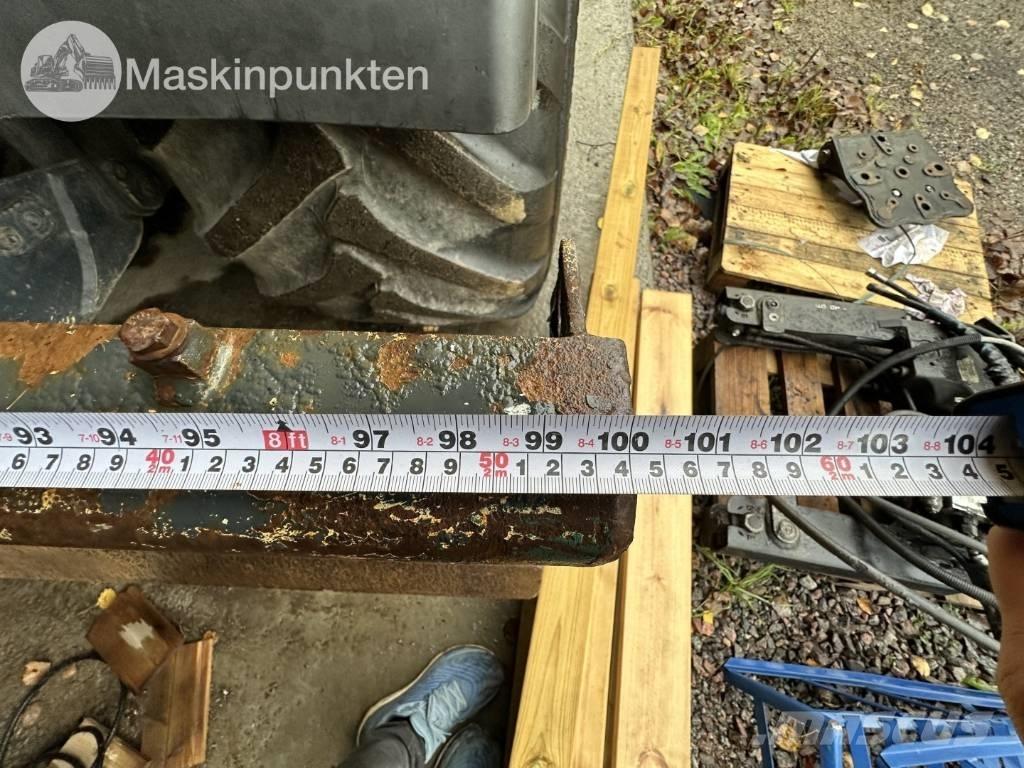 Komatsu PW 148-8 Escavadoras de rodas