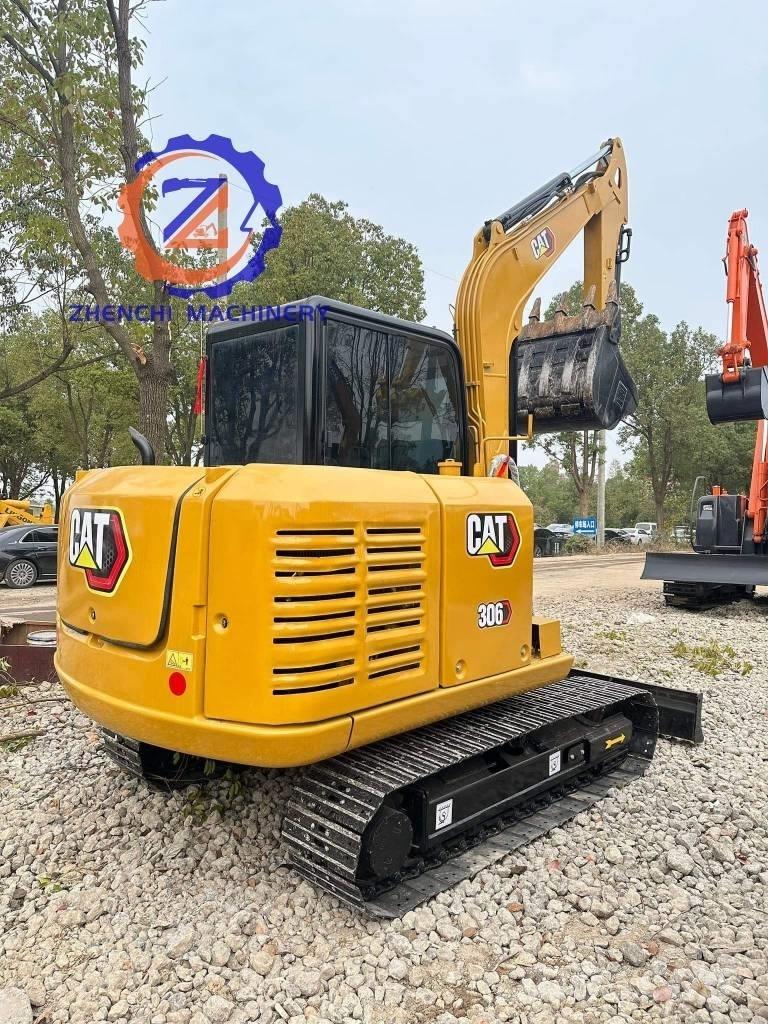 CAT 306E2 Miniescavadeiras