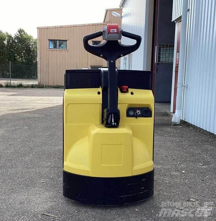Hyster P2.0 Empilhador para operador externo