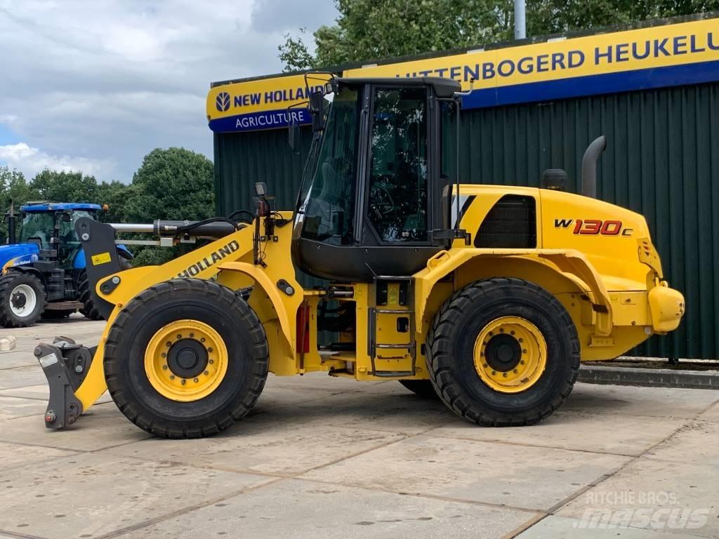 New Holland W 130 C Carregadeiras de rodas