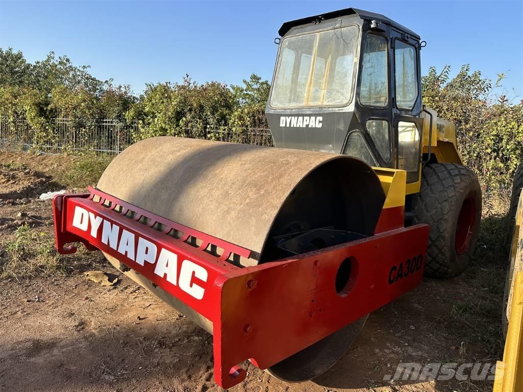 Dynapac CA 30 D Cilindros Compactadores monocilíndricos