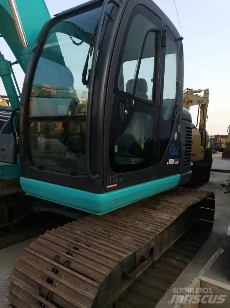 Kobelco SK 135 Escavadeiras de esteiras