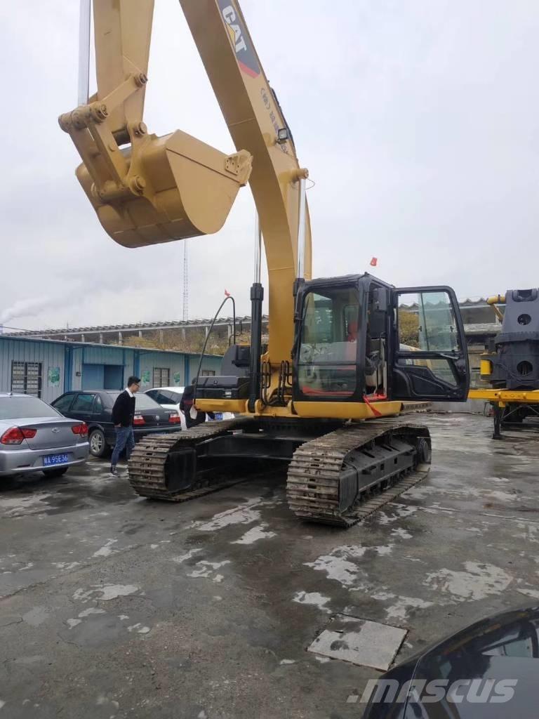 CAT 320D Escavadeiras de esteiras