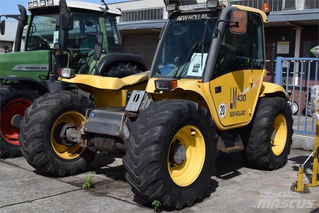 New Holland LM 430 Elevadores braços Telescópicos