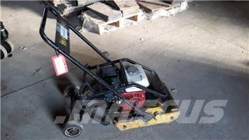 Wacker WP 1550 W Saltitões