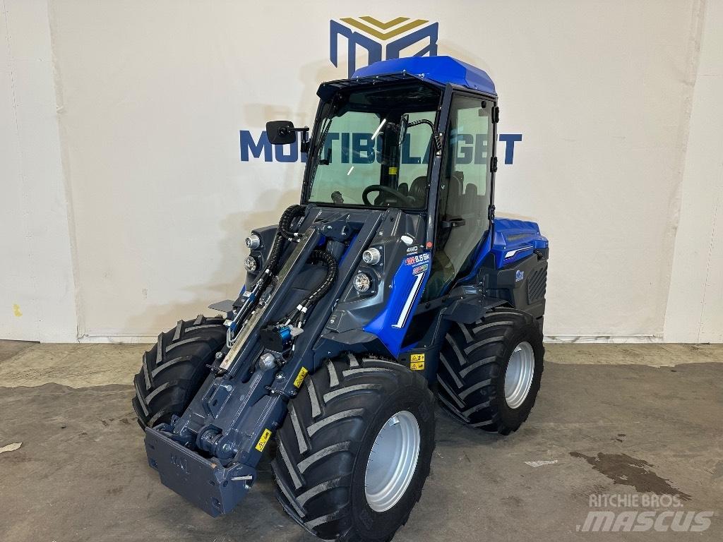Multione 8.5S K Minicarregadeiras