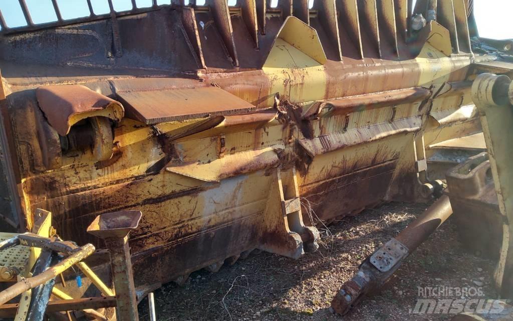 CAT D 11 N Dozers - Tratores rastos