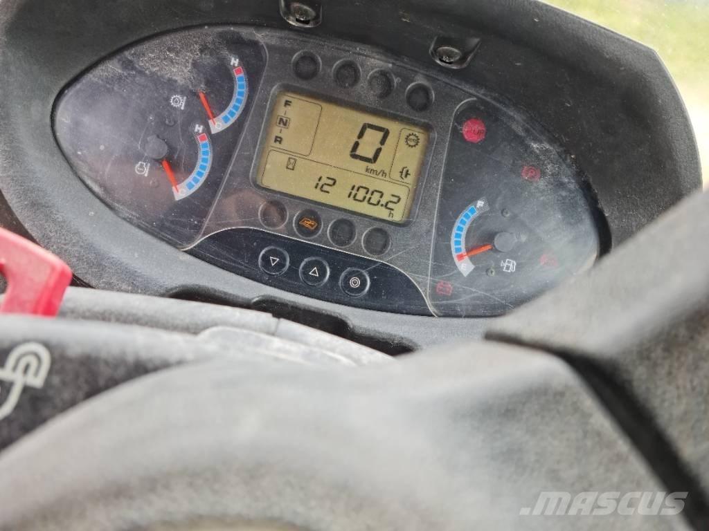 Hitachi ZW 220 Carregadeiras de rodas