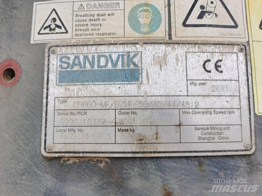 Sandvik CH 660 Britadeiras