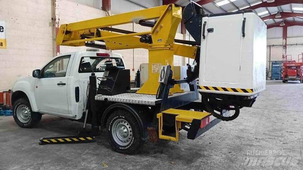 VERSALIFT LAT 135 Plataformas aéreas montadas em camião