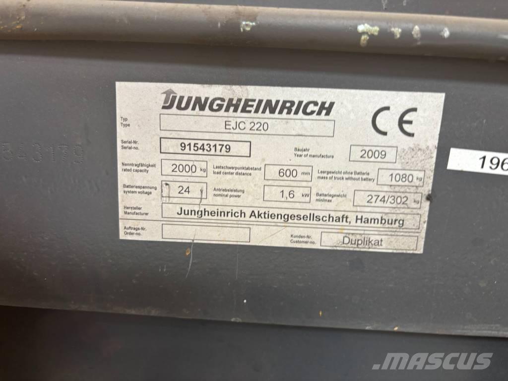 Jungheinrich EJC220 Empilhador para operador externo
