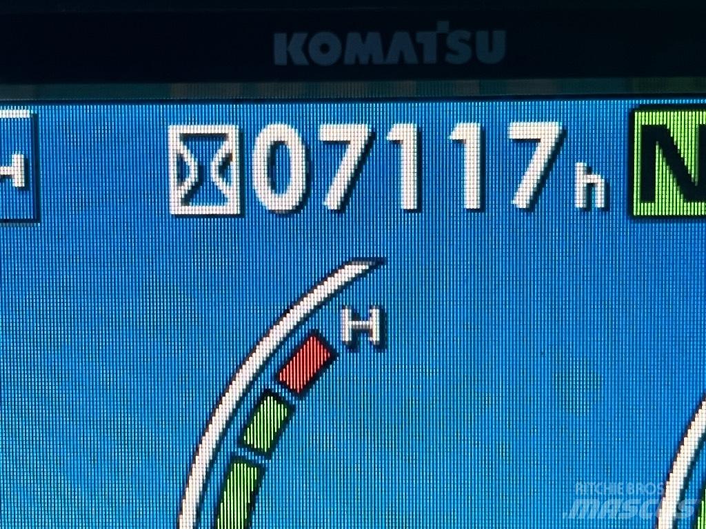 Komatsu PW 98 MR-8 Escavadoras de rodas