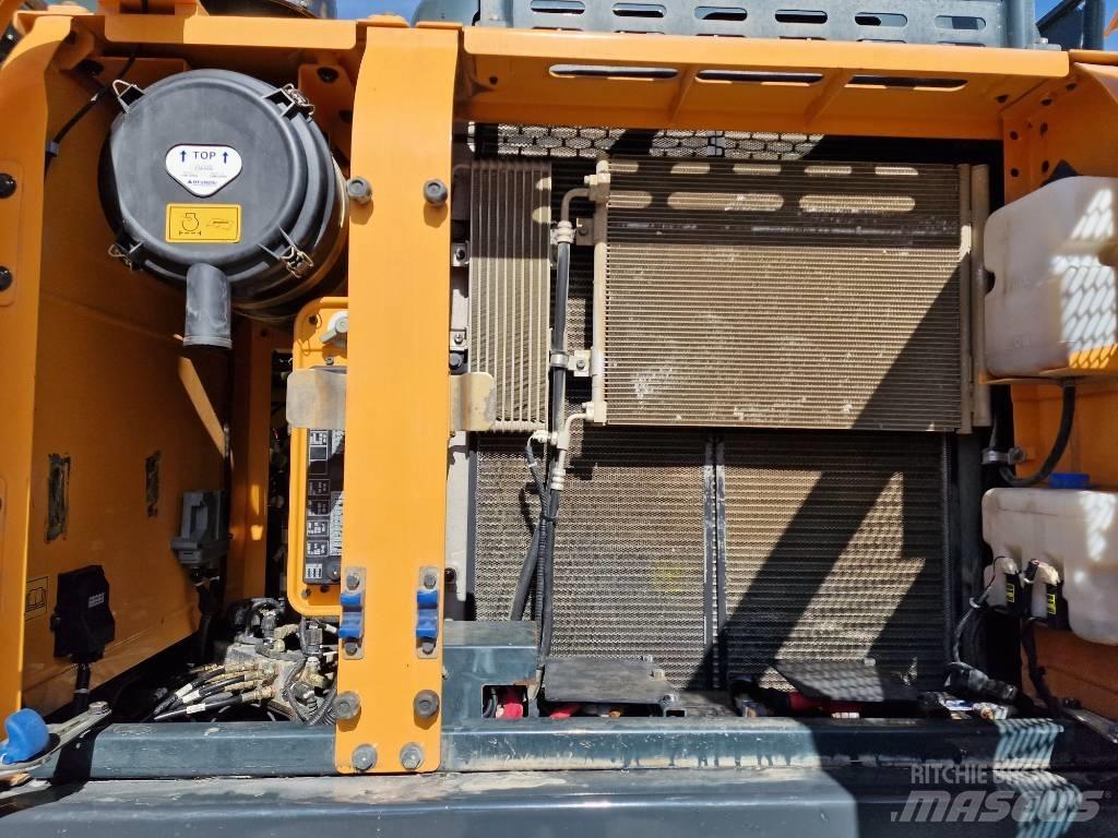 Hyundai HX 220 L Escavadeiras de esteiras