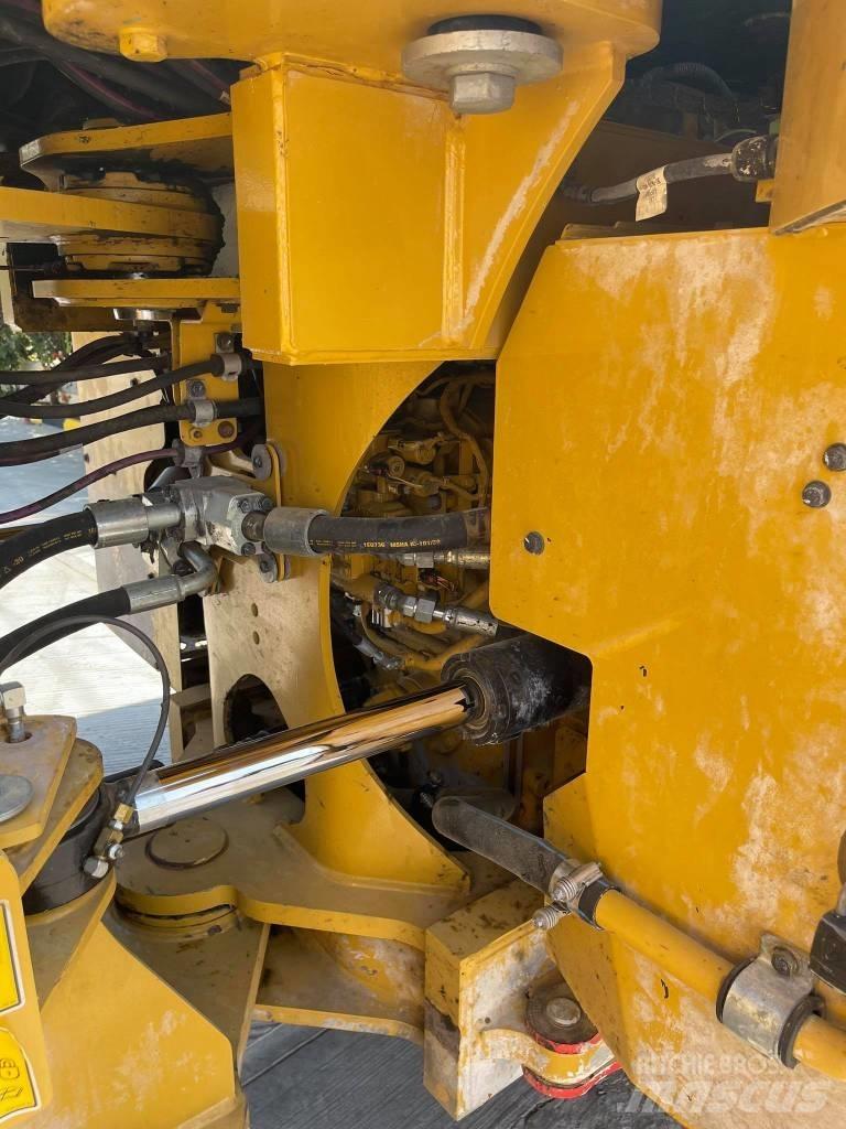 CAT 972M II Carregadeiras de rodas