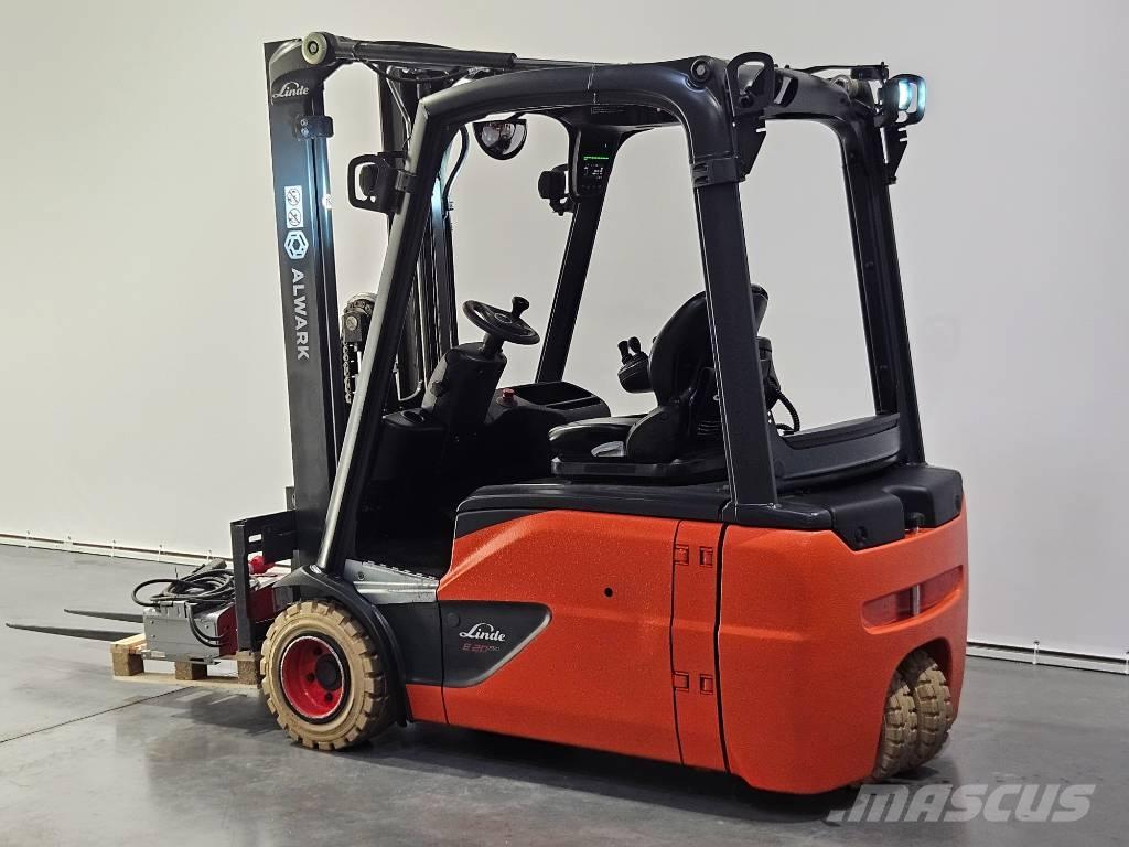 Linde E20L Empilhadores eléctricos