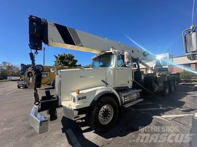 National Crane 1800 Gruas de rastos