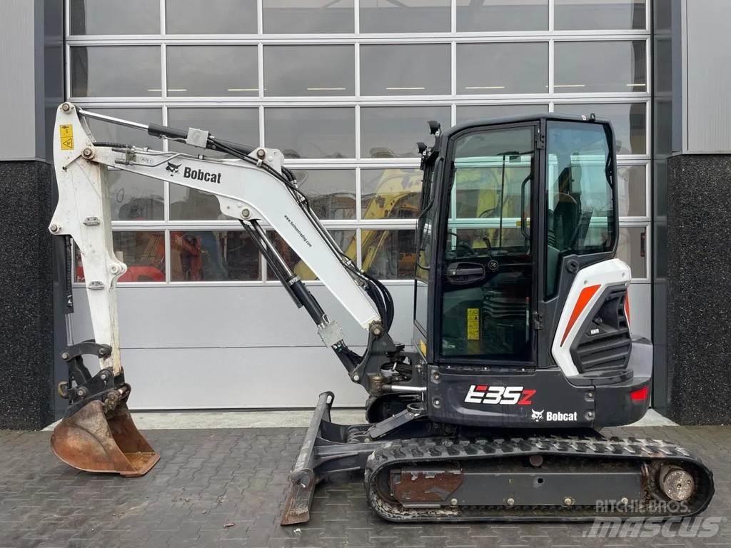 Bobcat E35 Miniescavadeiras