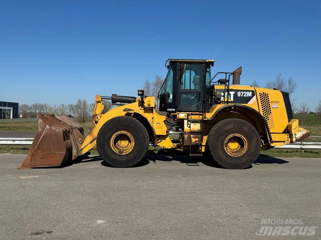 CAT 972M Carregadeiras de rodas