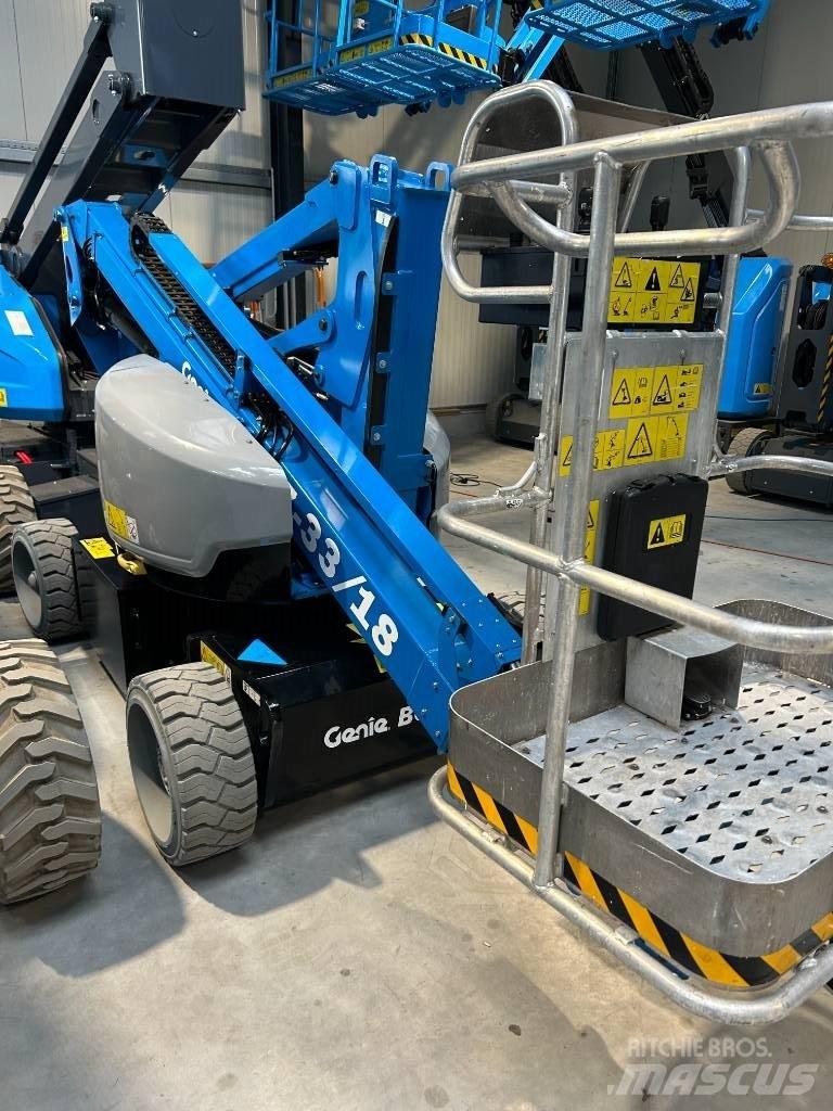 Genie Z 33/18 Elevadores braços articulados