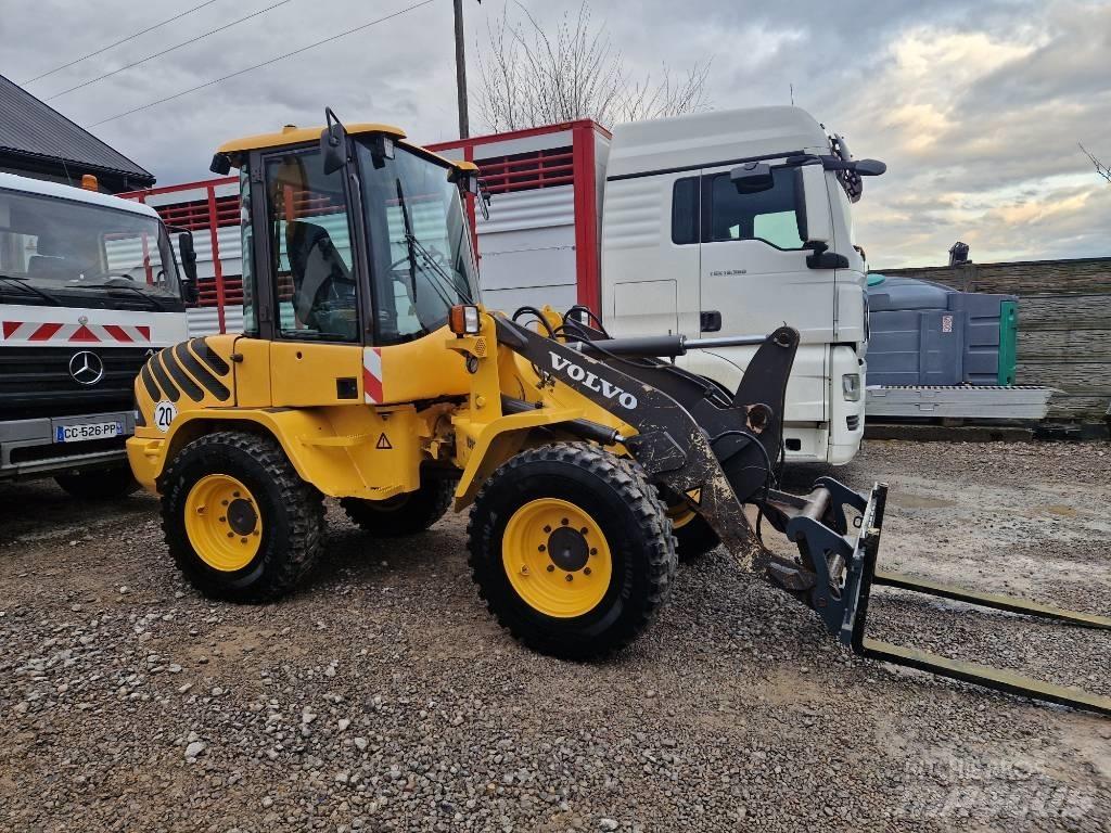 Volvo L 30 Carregadeiras de rodas