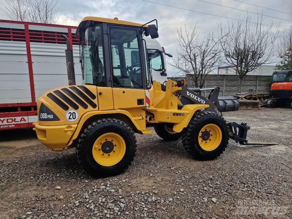 Volvo L 30 Carregadeiras de rodas