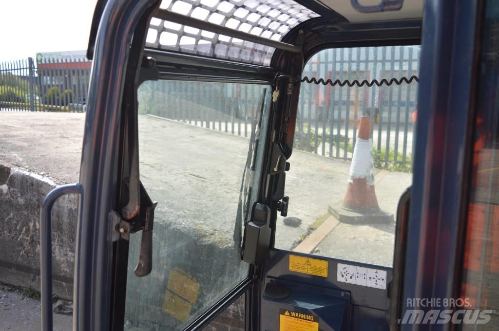 Hanix H 22 cab Miniescavadeiras