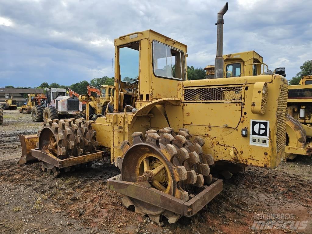 CAT 815 Compactadores para terra