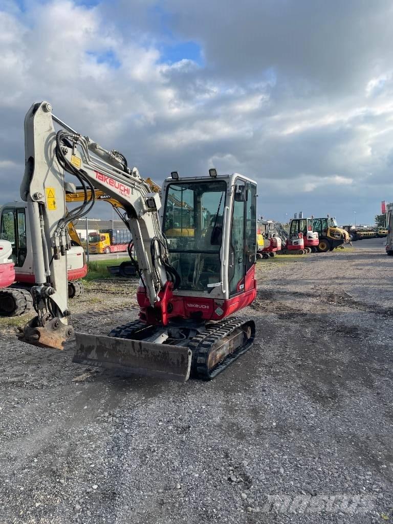 Takeuchi TB 230 Miniescavadeiras