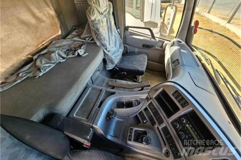 UD TRUCKS QUON Outros Camiões