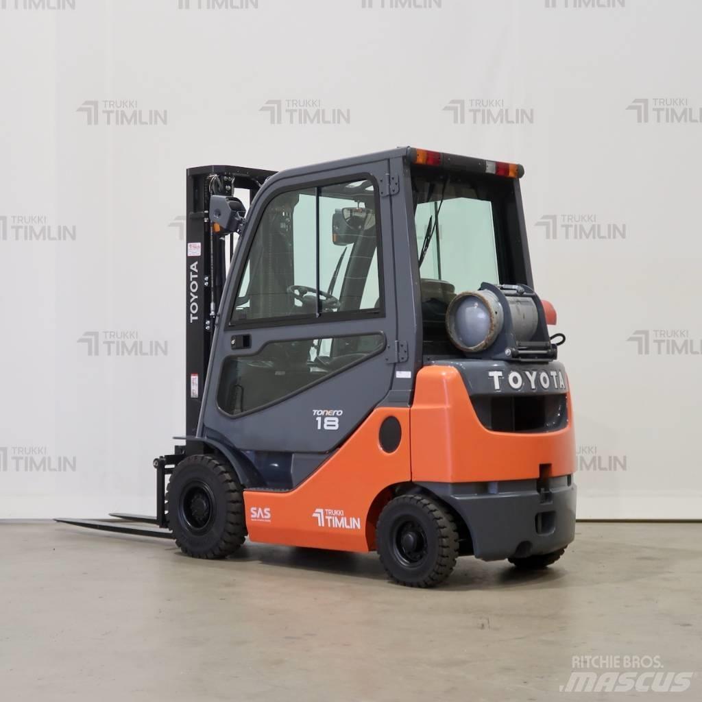 Toyota 02-8FGF18 Empilhadores a gás