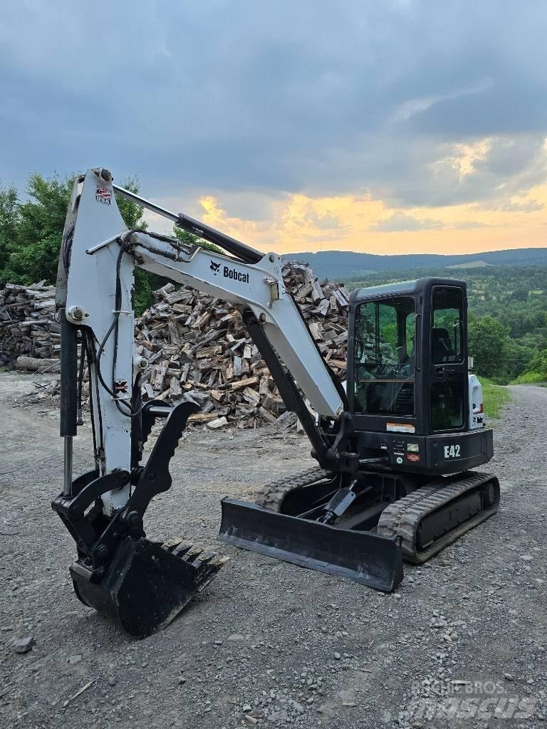 Bobcat E42 Miniescavadeiras