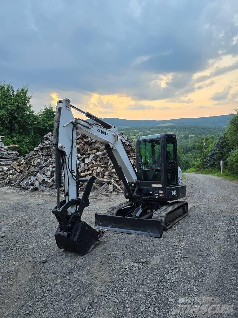 Bobcat E42 Miniescavadeiras
