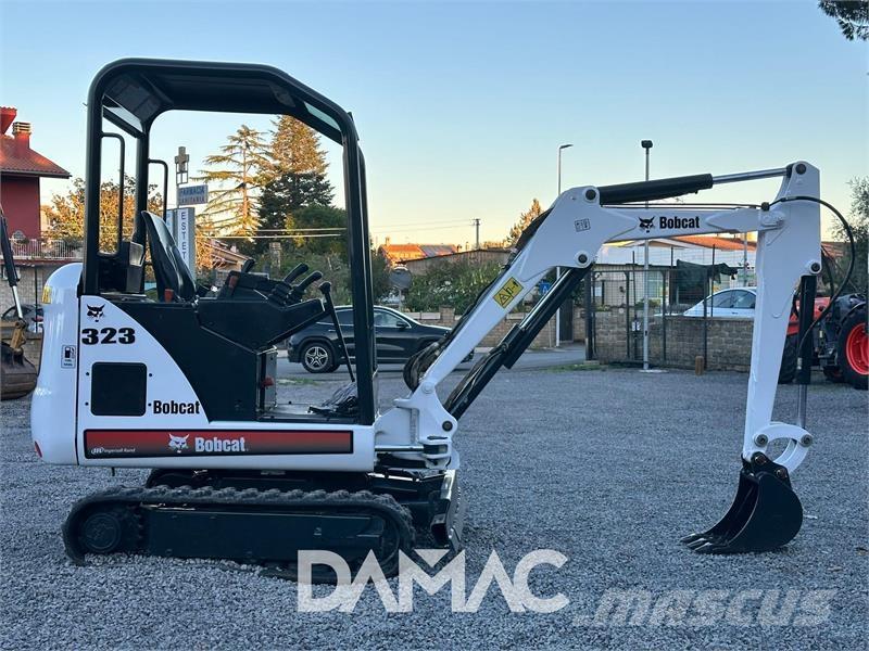 Bobcat 323 Miniescavadeiras