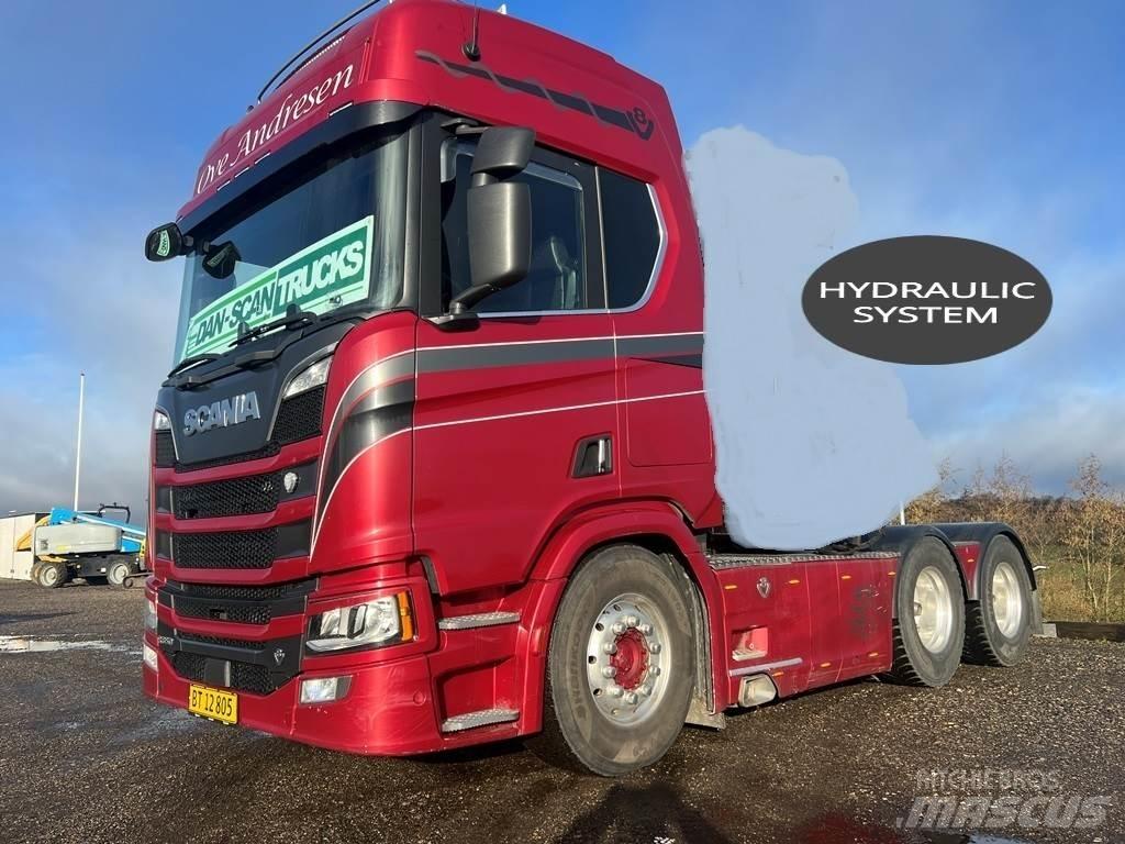 Scania R650 6x4 Cavalos Mecânicos