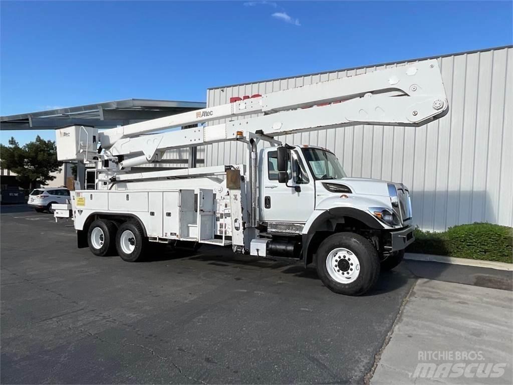 Altec A77TE93 Plataformas aéreas montadas em camião