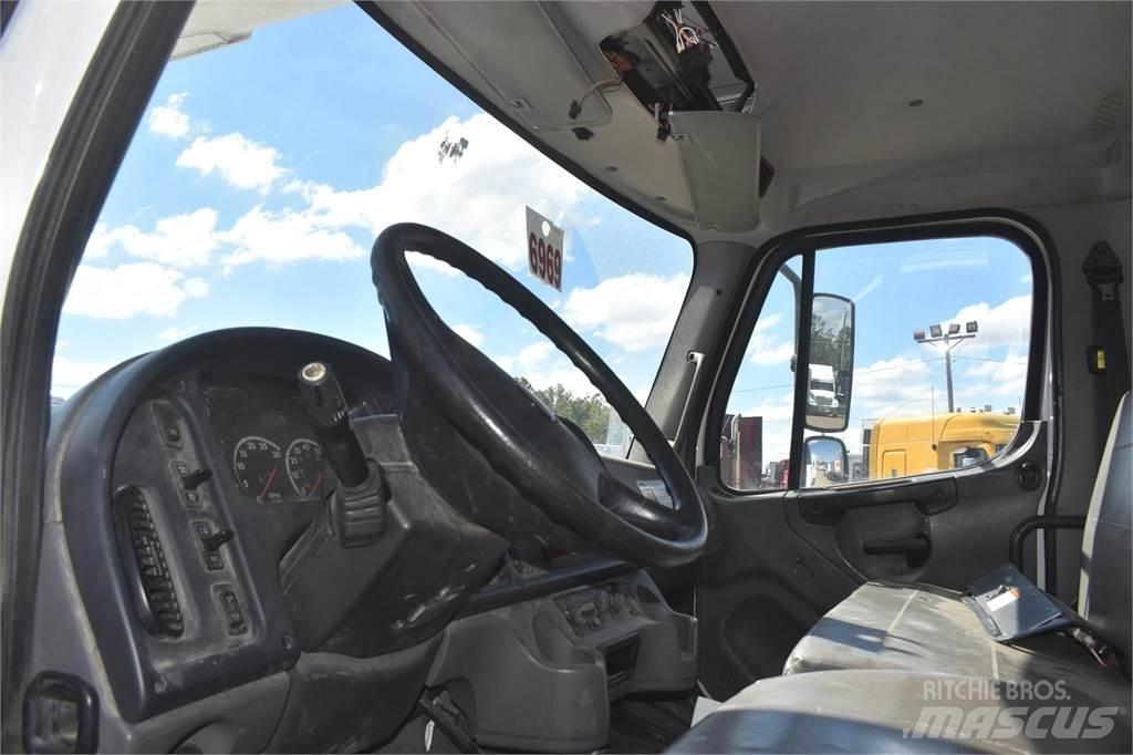 Altec AA55 MH Plataformas aéreas montadas em camião