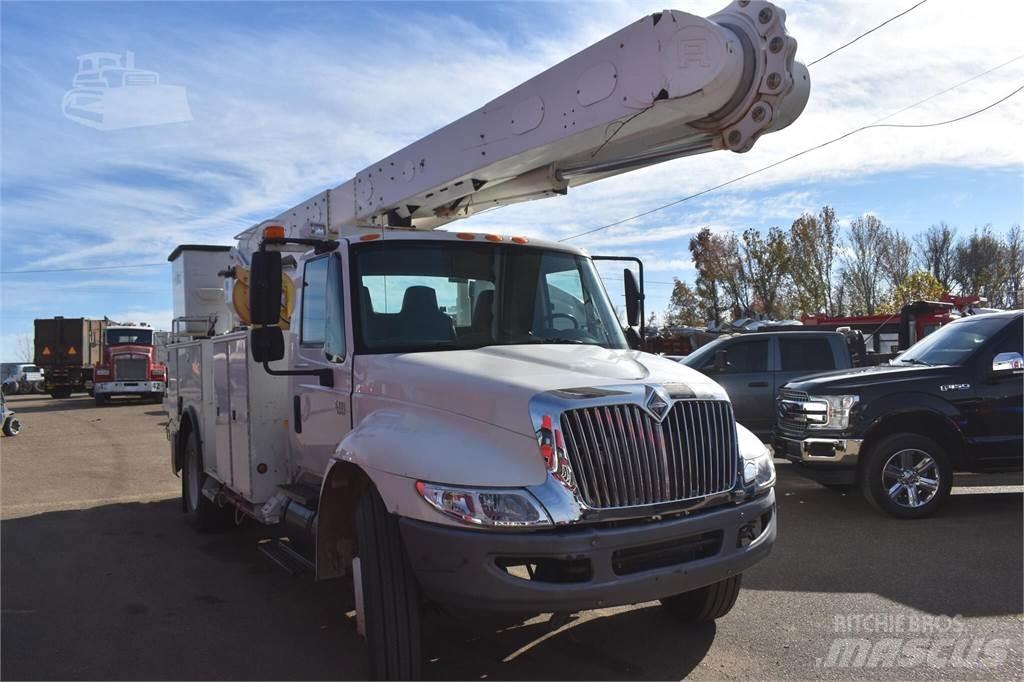 Altec AM55E Plataformas aéreas montadas em camião