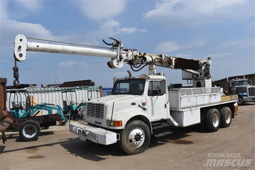 Altec D1090TR Camiões de sonda de perfuração móvel