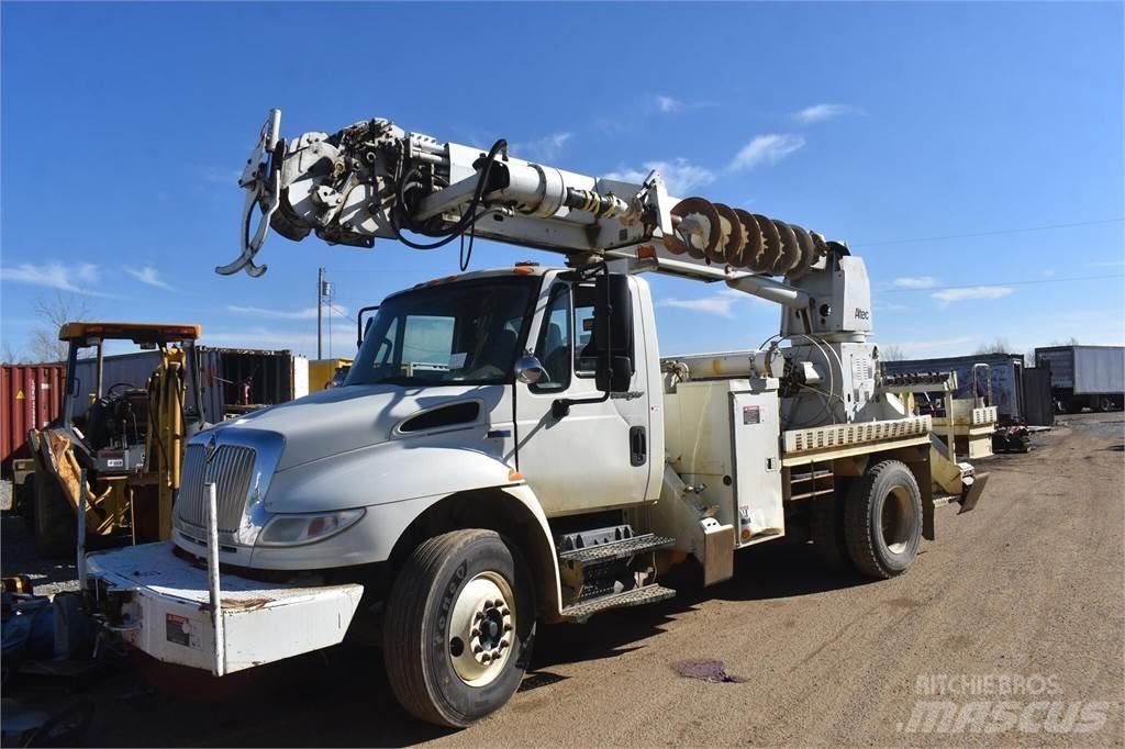 Altec D2045TR Camiões de sonda de perfuração móvel