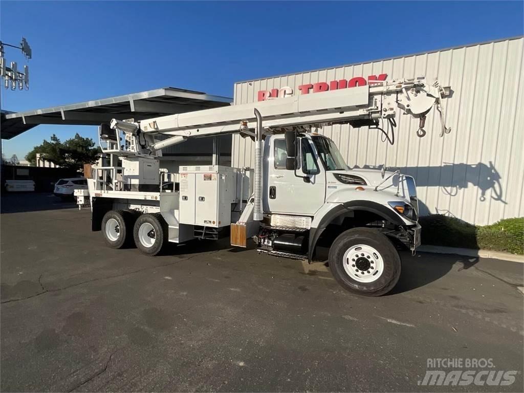 Altec D3060ATR Camiões de sonda de perfuração móvel