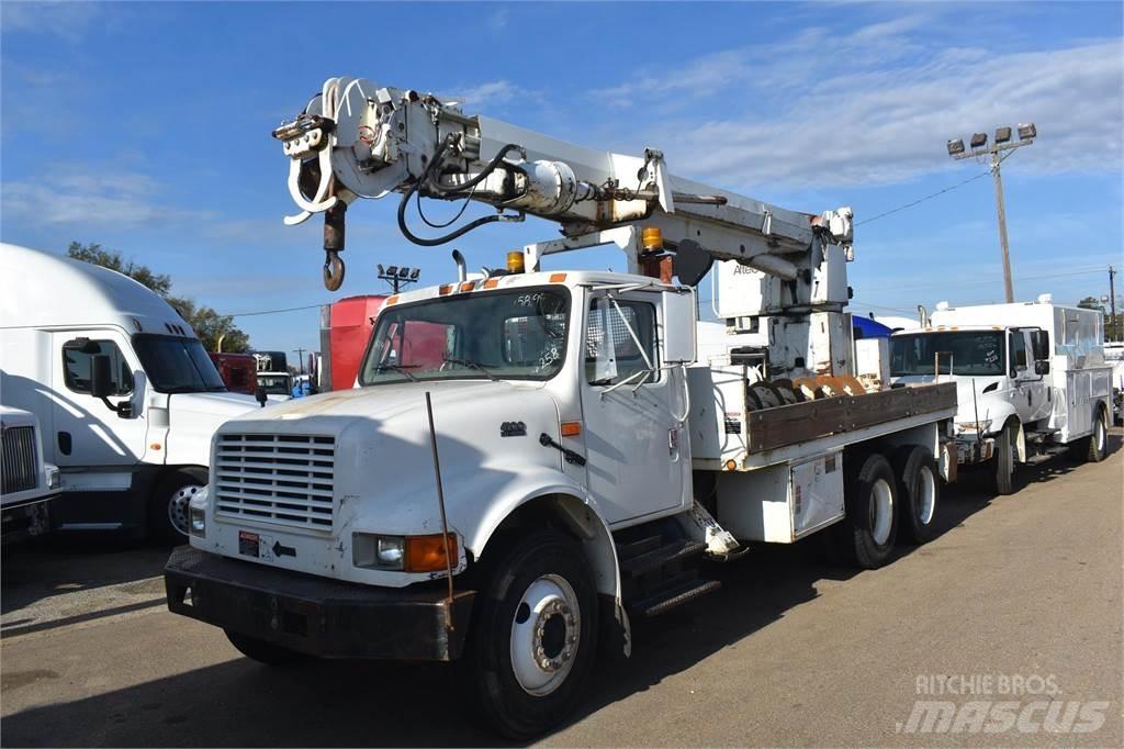 Altec D947TR Camiões de sonda de perfuração móvel