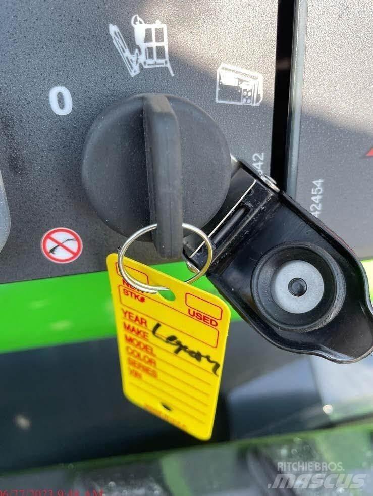 Avant LEGUAN 190 Elevadores braços articulados