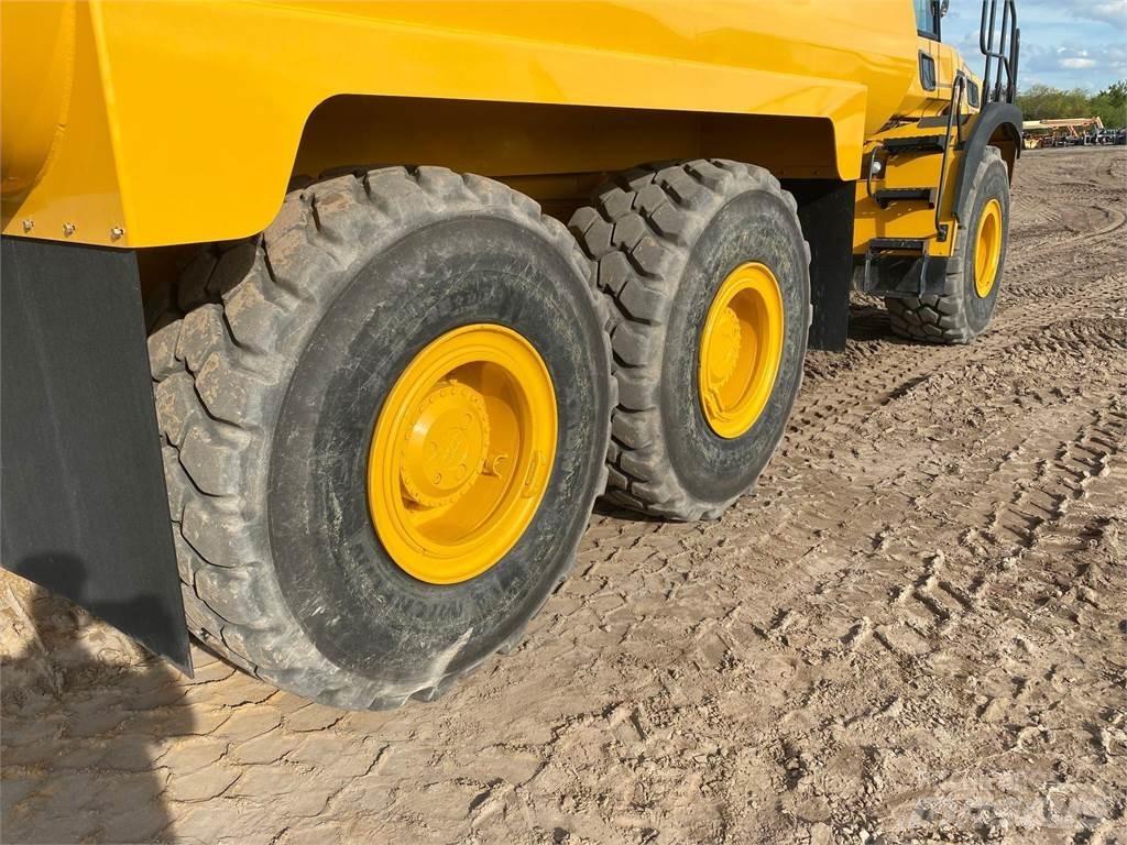 Bell B30E Auto-tanques