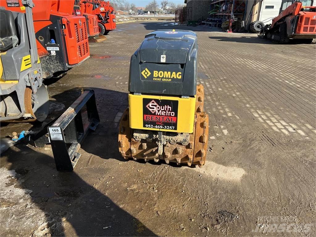 Bomag BMP8500 Cilindros rebocados vibratórios