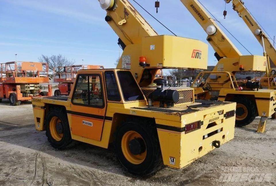 Broderson IC200 Gruas Fora-de-estrada