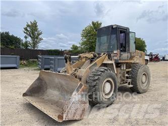 CASE 621B Carregadeiras de rodas