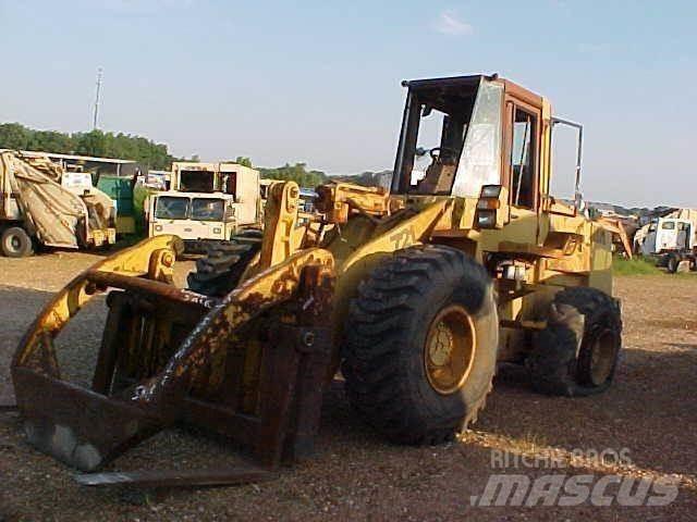 CASE 721 Carregadeiras de rodas